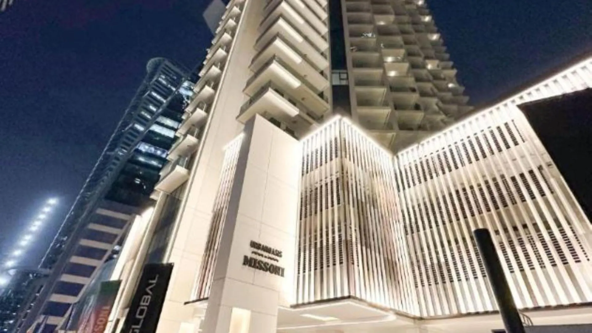 Chic Missoni 1Br At The Canal Dubai Lägenhet